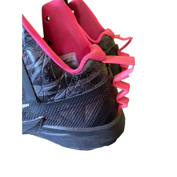 Nike Hyperfuse Basketball Sneakers 8.5 Black & Pink Mens Athletic Shoes Lightwei - Picture 7 of 8